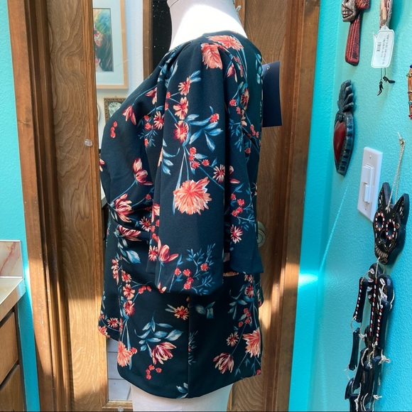 NWT Green Floral Viva - Picture 5 of 10